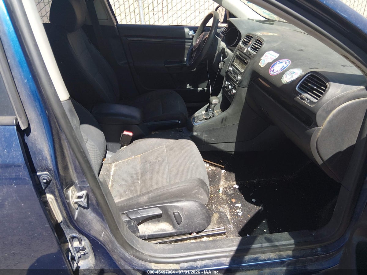 2011 VOLKSWAGEN JETTA SPORTWAGEN 2.5L S — снимка 5