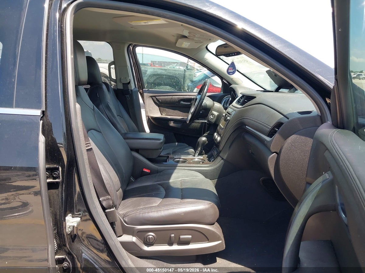 2017 CHEVROLET TRAVERSE 2LT — снимка 5