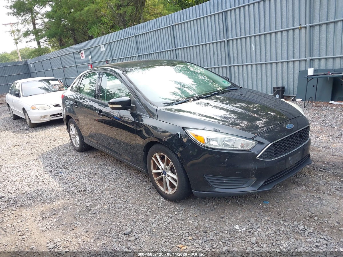 2015 FORD FOCUS SE