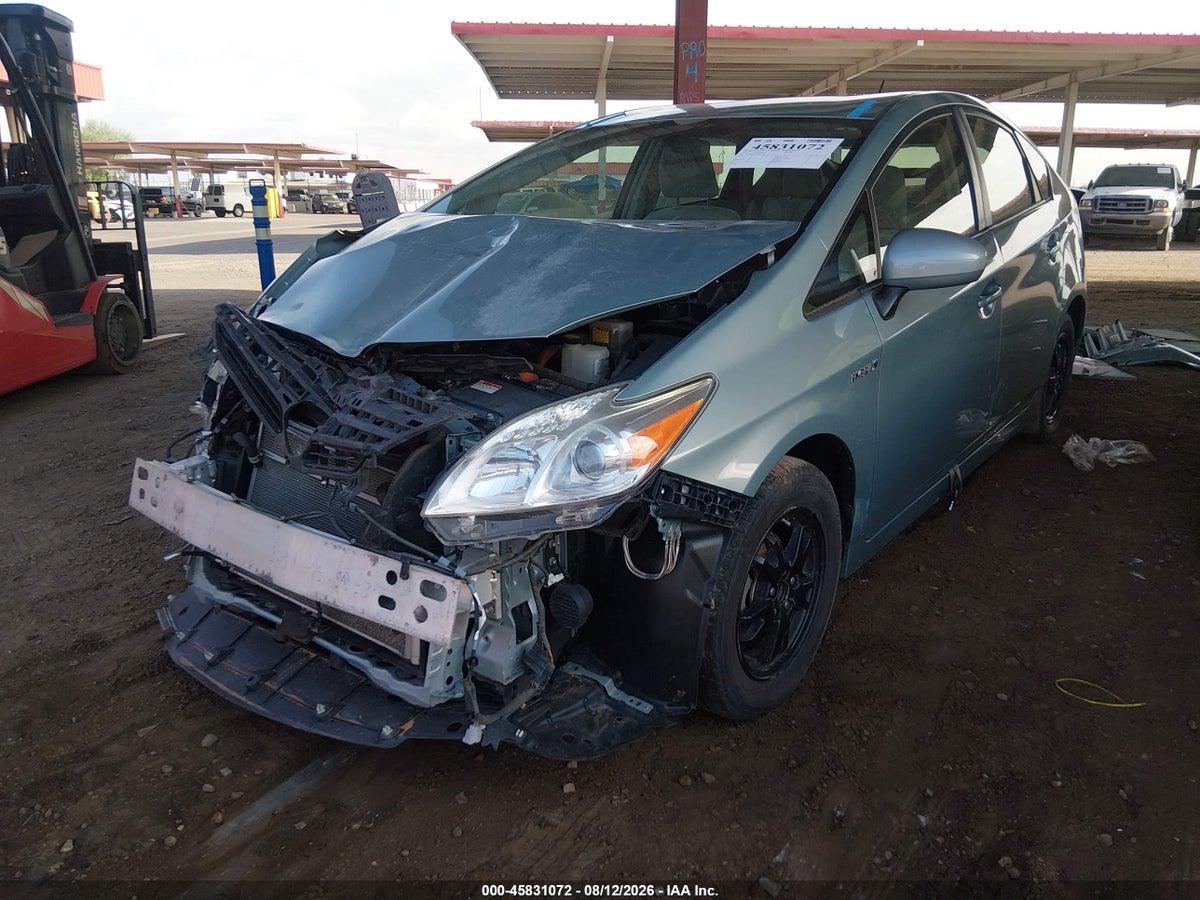 2013 TOYOTA PRIUS TWO — снимка 2