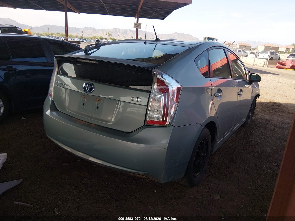 2013 TOYOTA PRIUS TWO — снимка 4