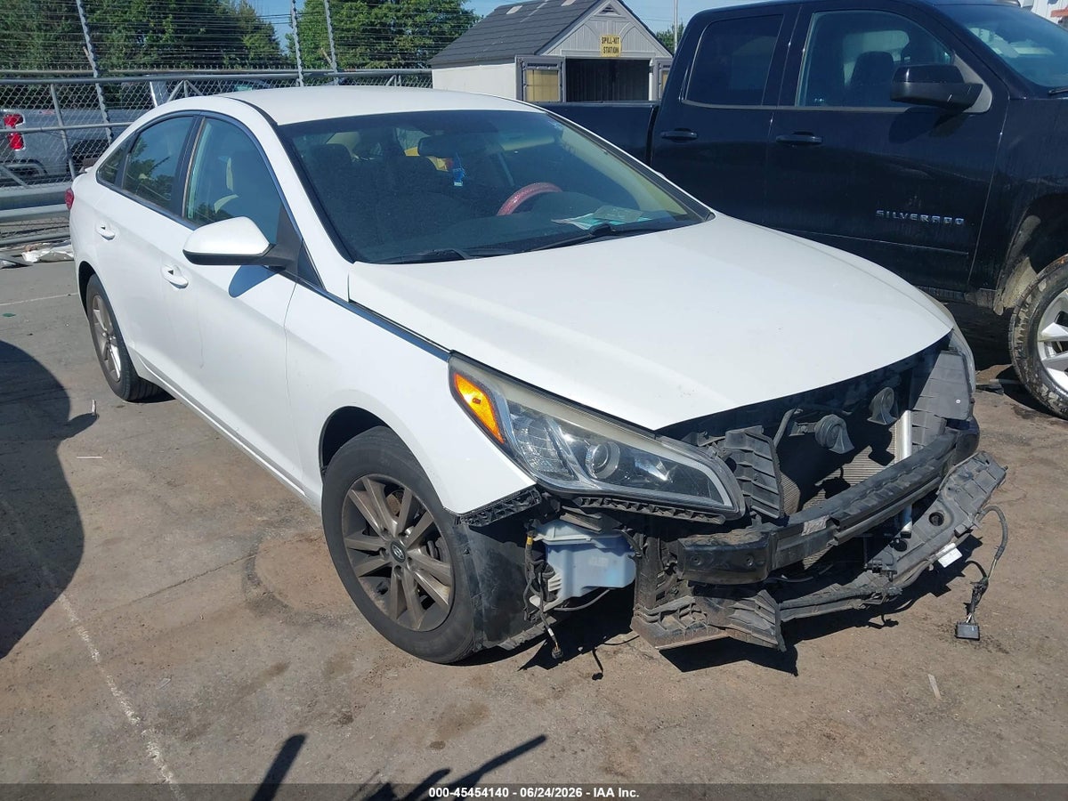 2015 HYUNDAI SONATA SE