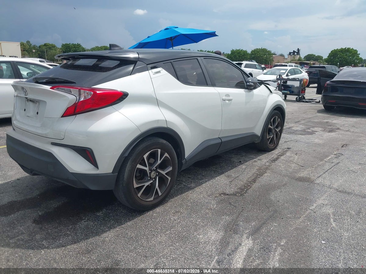 2019 TOYOTA C-HR XLE — снимка 4
