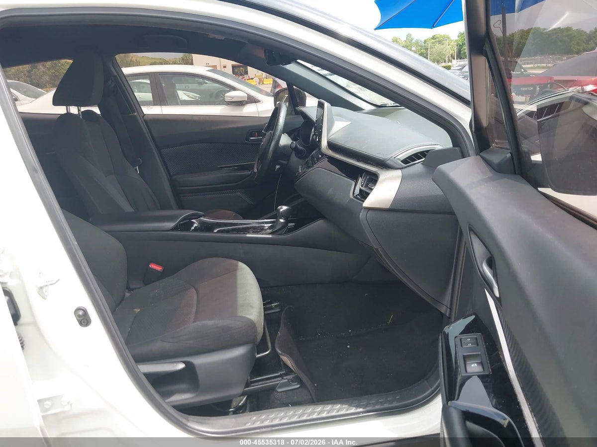 2019 TOYOTA C-HR XLE — снимка 5
