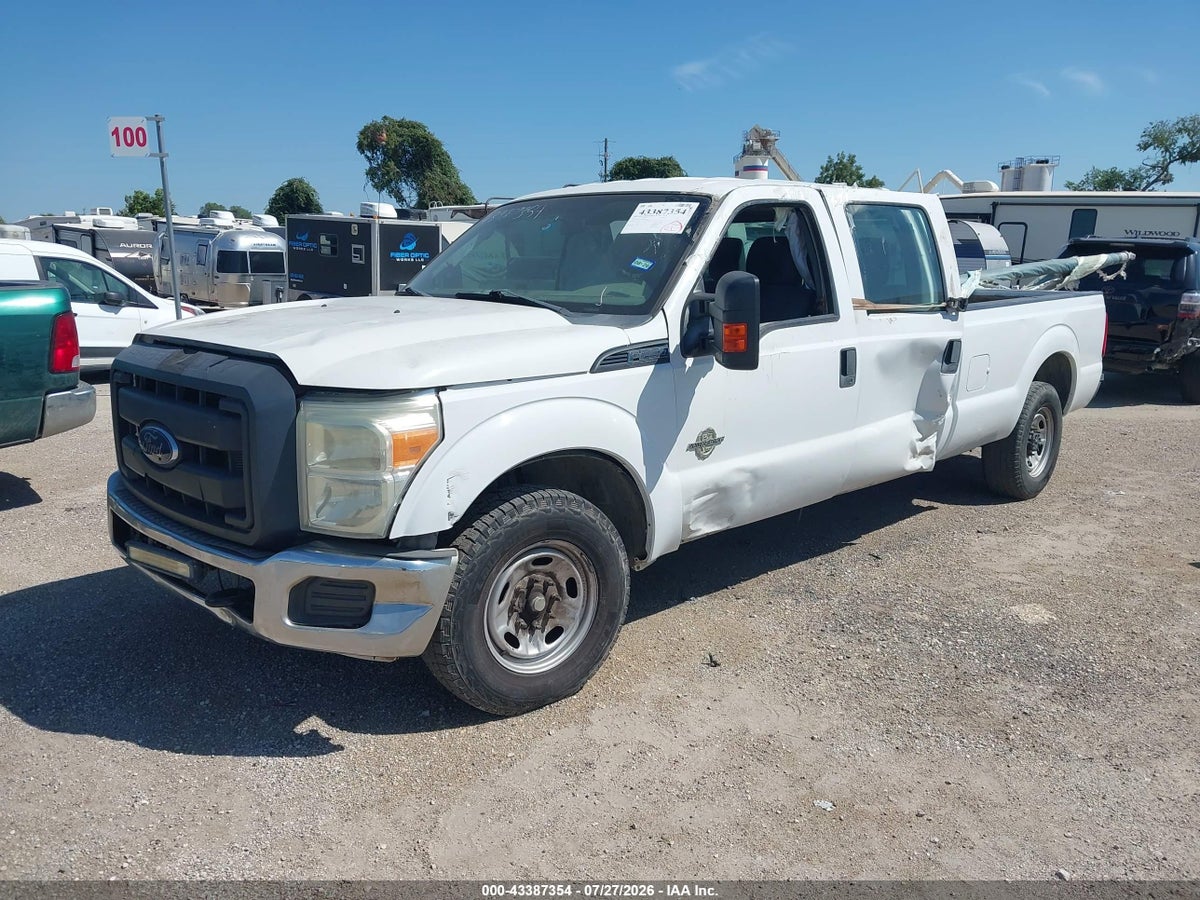 2013 FORD F-250 XL — снимка 2