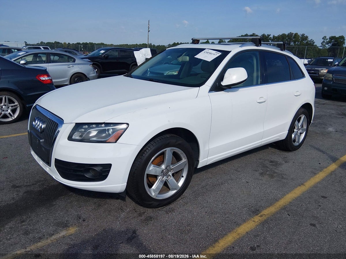 2011 AUDI Q5 2.0T PREMIUM — снимка 2