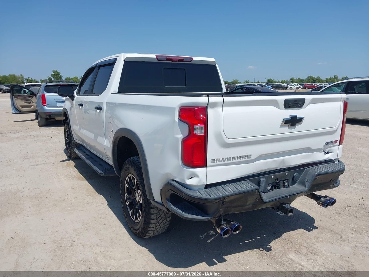 2022 CHEVROLET SILVERADO 1500 4WD SHORT BED ZR2 — снимка 3