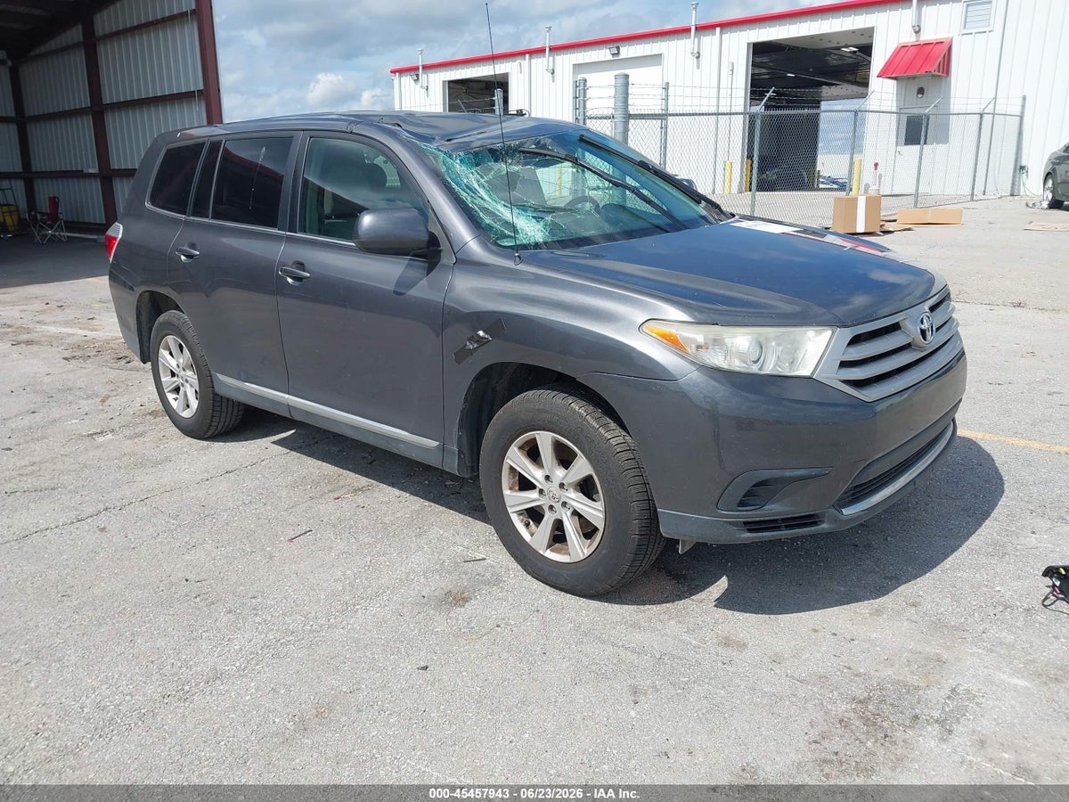 2011 TOYOTA HIGHLANDER BASE V6
