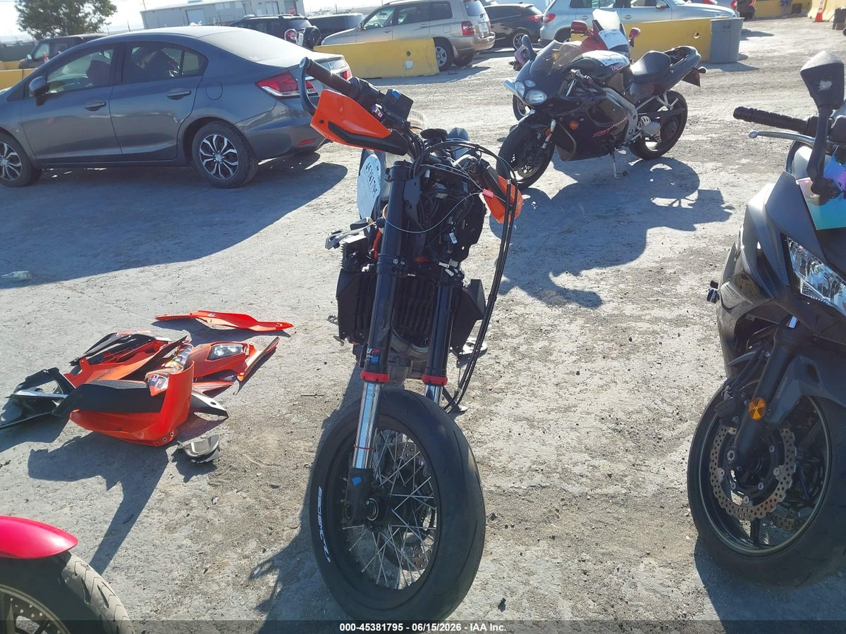 2024 KTM 690 SMC R — снимка 5