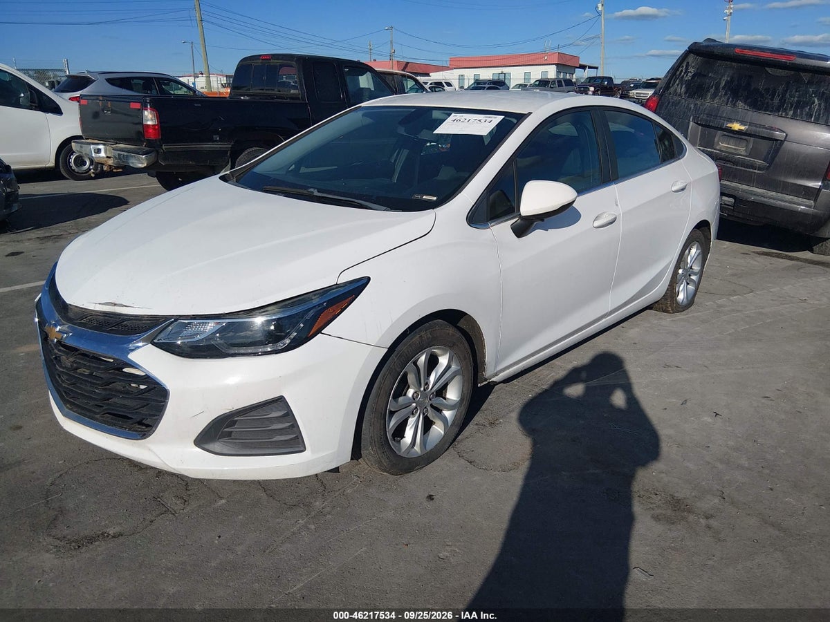2019 CHEVROLET CRUZE LT — photo 2