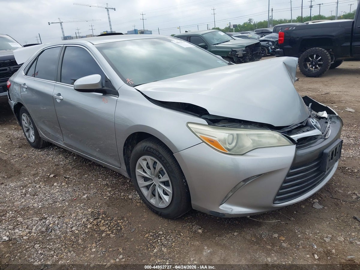 2015 TOYOTA CAMRY LE