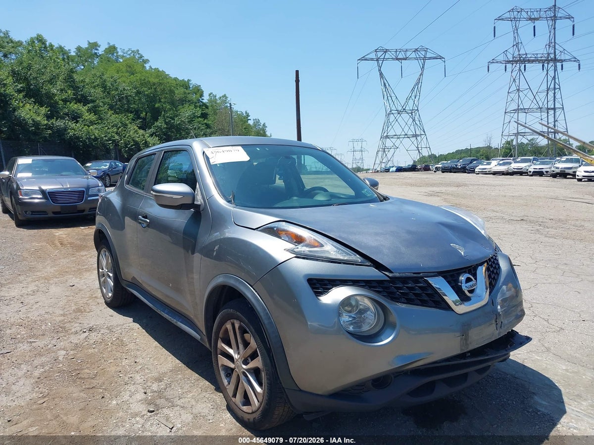 2017 NISSAN JUKE S