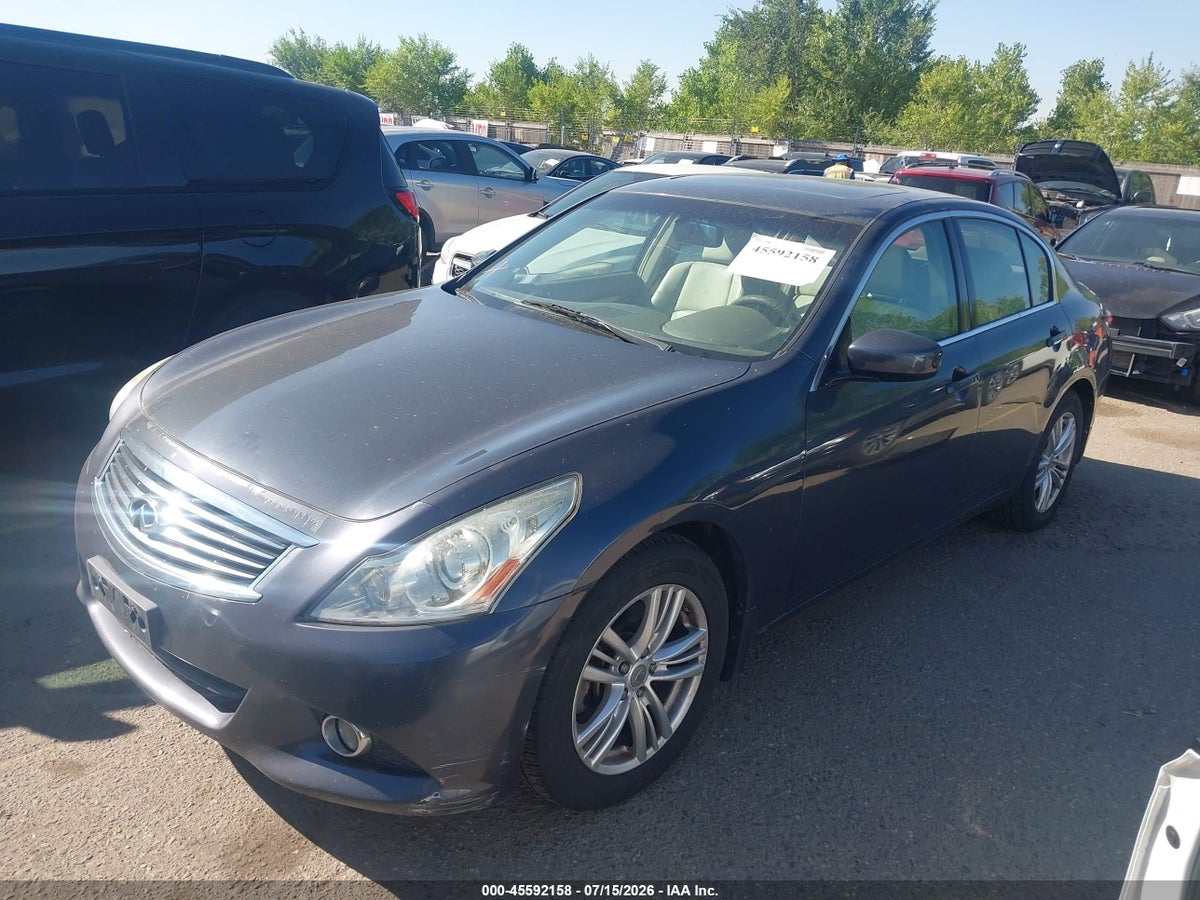 2011 INFINITI G37X — снимка 2