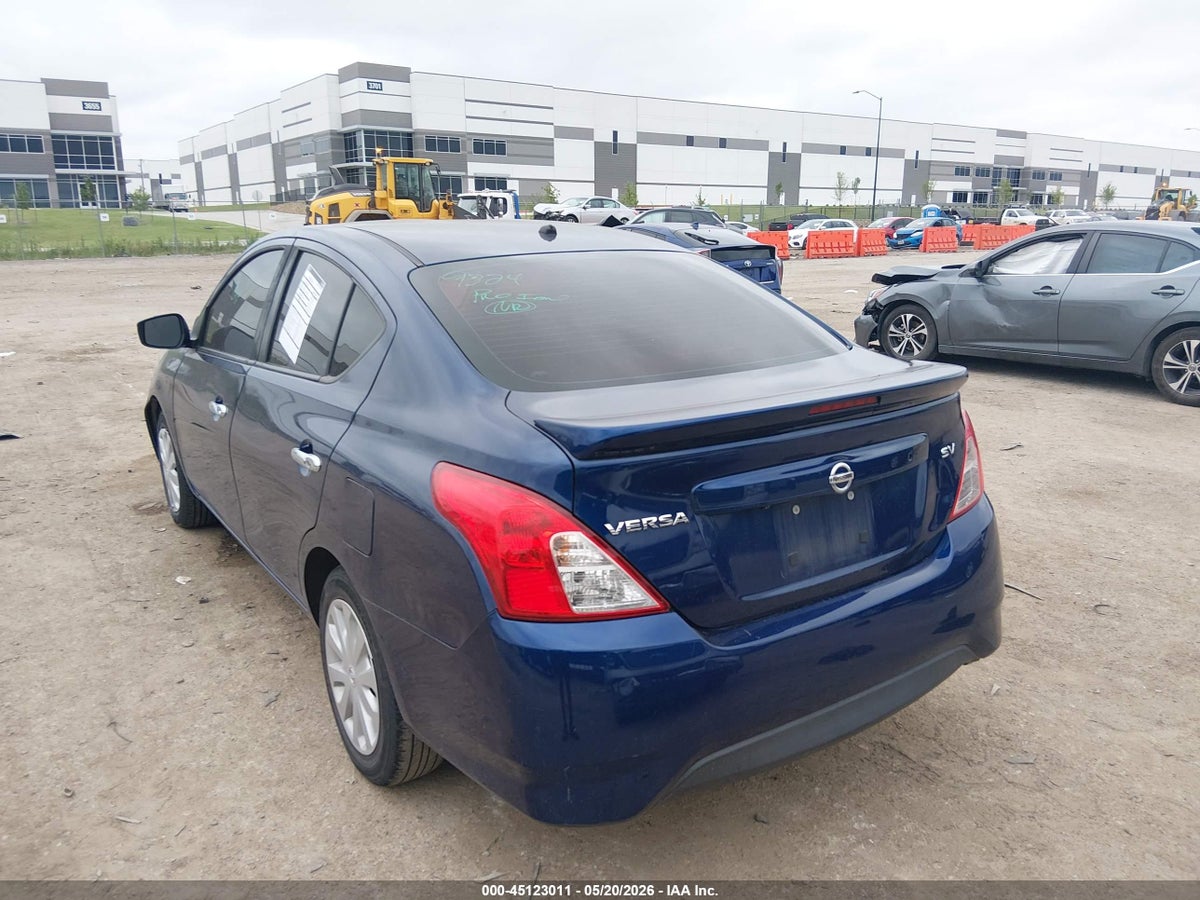 2018 NISSAN VERSA 1.6 SV — снимка 3