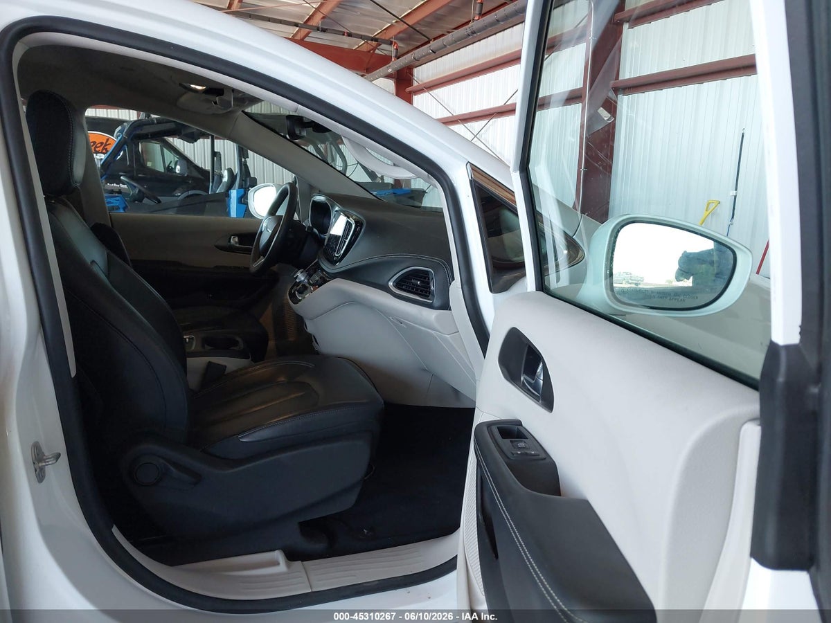 2022 CHRYSLER PACIFICA HYBRID TOURING L — снимка 5