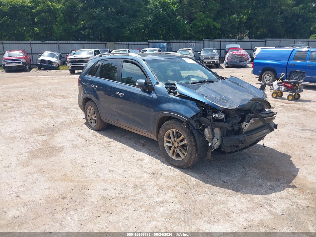 2014 KIA SORENTO LX