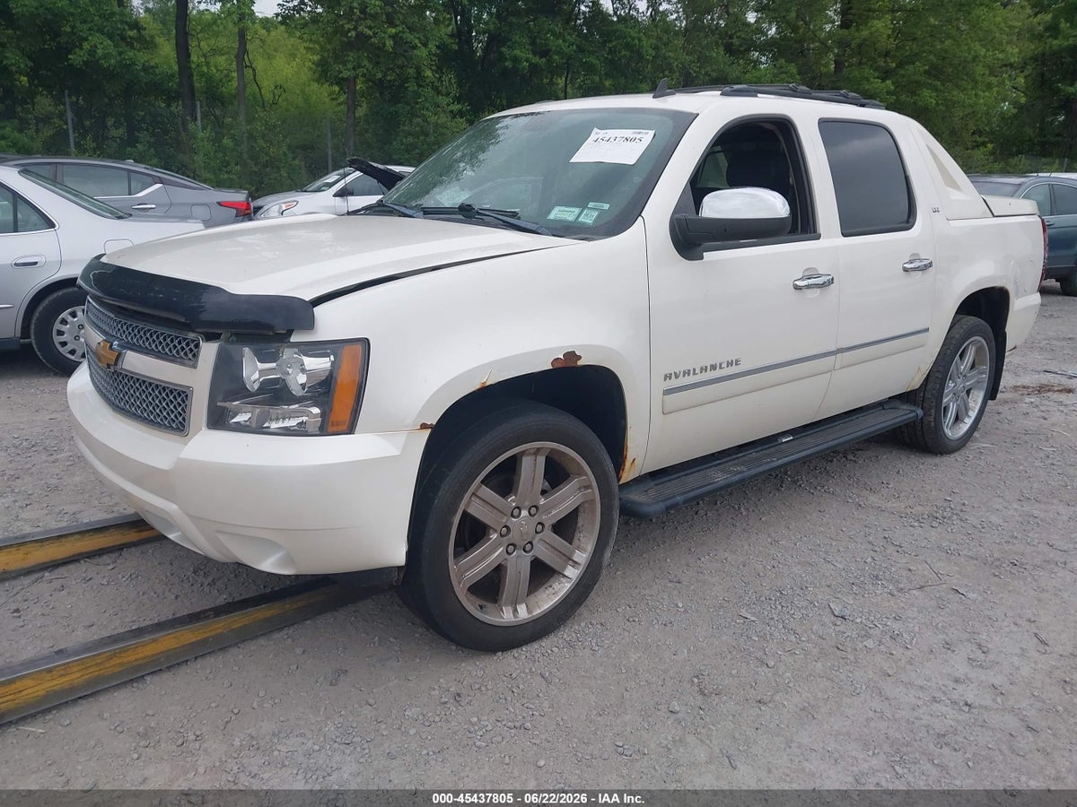 2012 CHEVROLET AVALANCHE LTZ — снимка 2