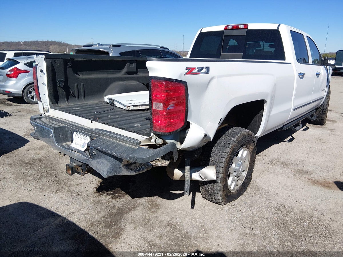 2015 CHEVROLET SILVERADO 2500HD LTZ — снимка 4