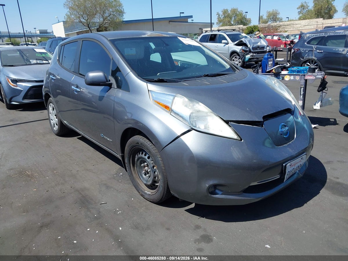 2015 NISSAN LEAF S