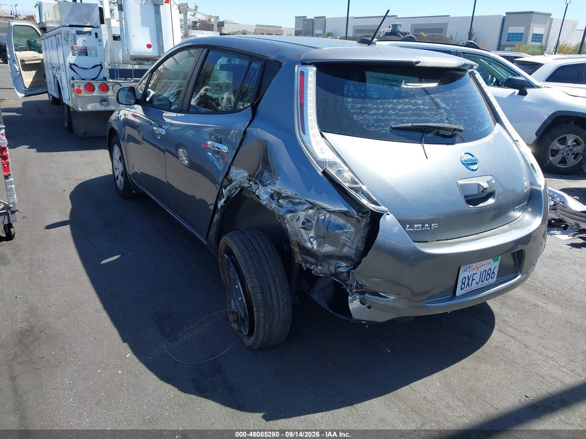 2015 NISSAN LEAF S — снимка 3