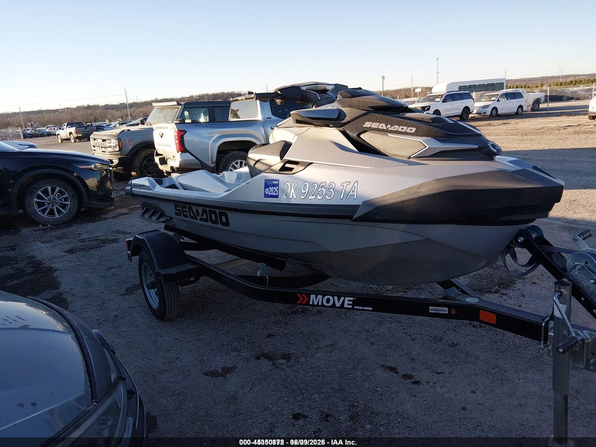 2021 SEADOO GTX-300 LIMITED