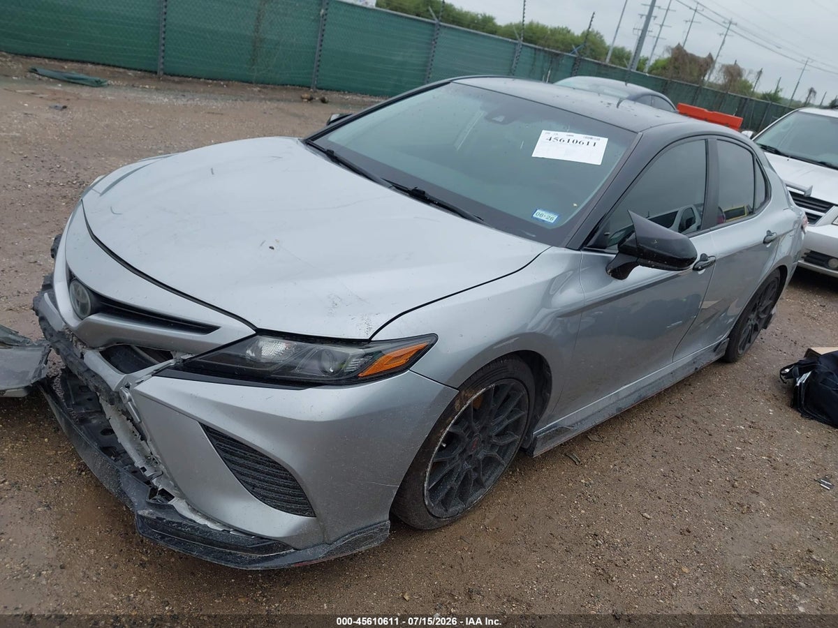 2020 TOYOTA CAMRY TRD — снимка 2