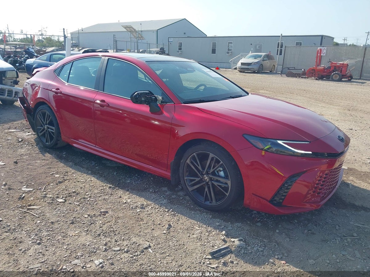 2025 TOYOTA CAMRY XSE