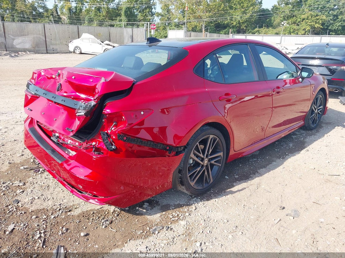 2025 TOYOTA CAMRY XSE — снимка 4