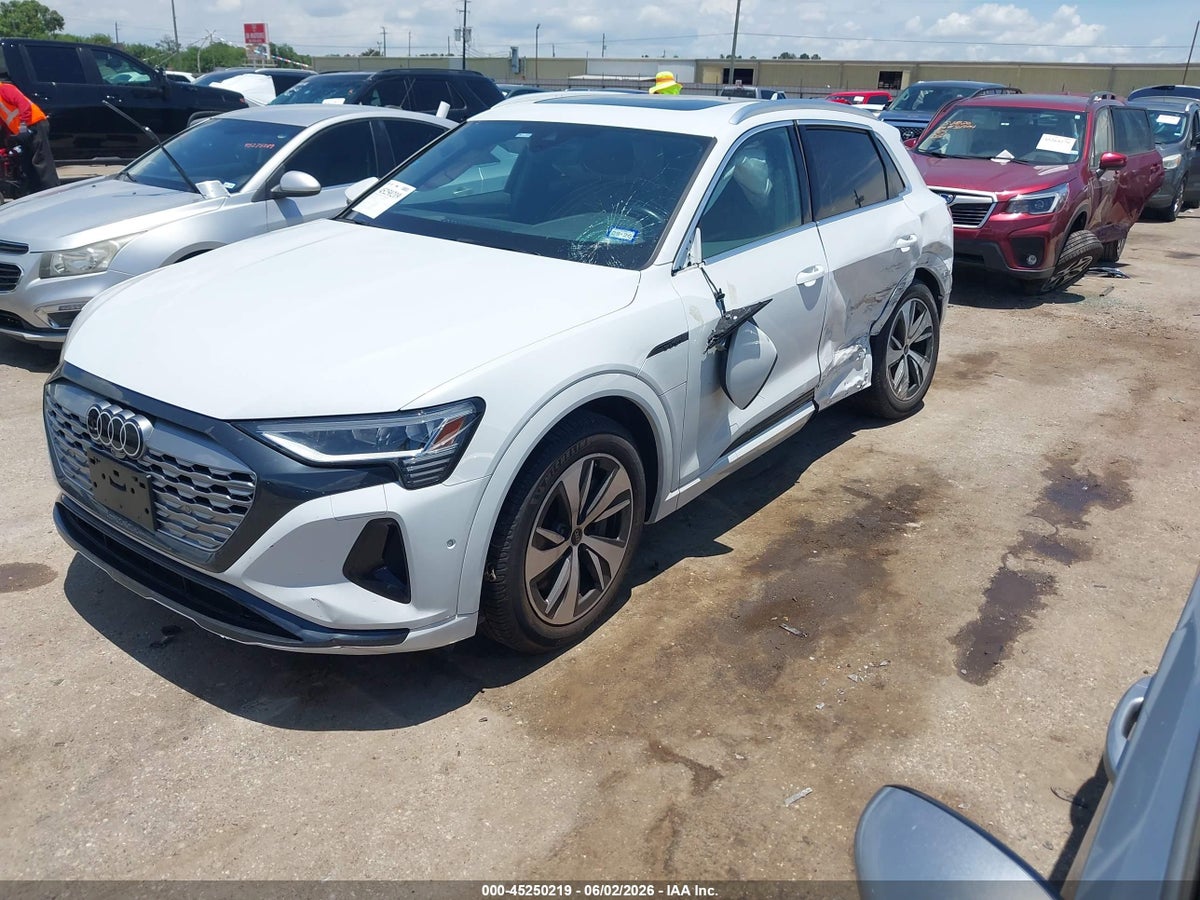 2024 AUDI Q8 E-TRON PREMIUM PLUS QUATTRO — снимка 2