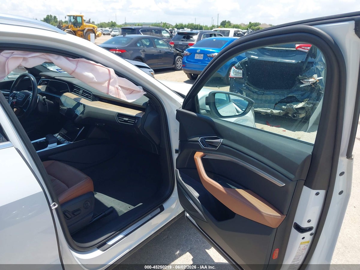2024 AUDI Q8 E-TRON PREMIUM PLUS QUATTRO — снимка 5