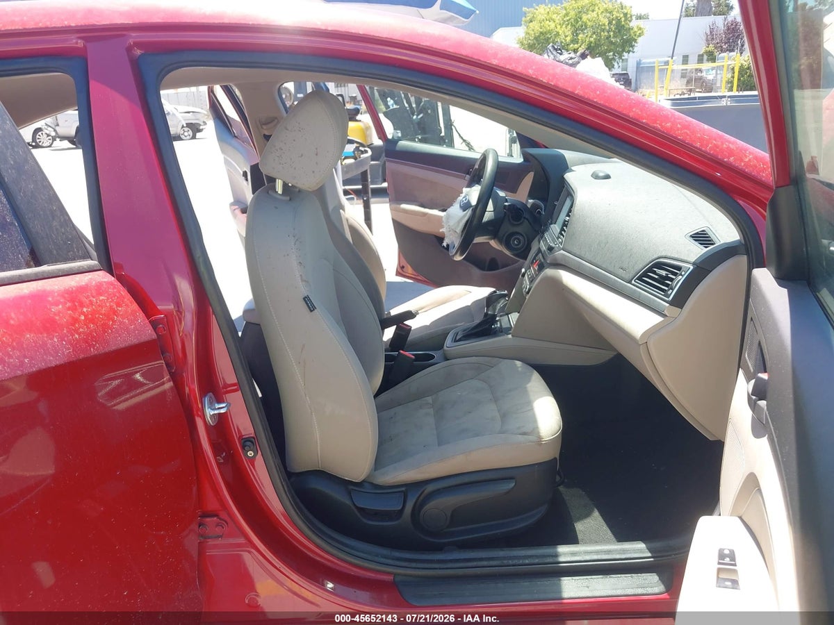 2017 HYUNDAI ELANTRA SE — снимка 5