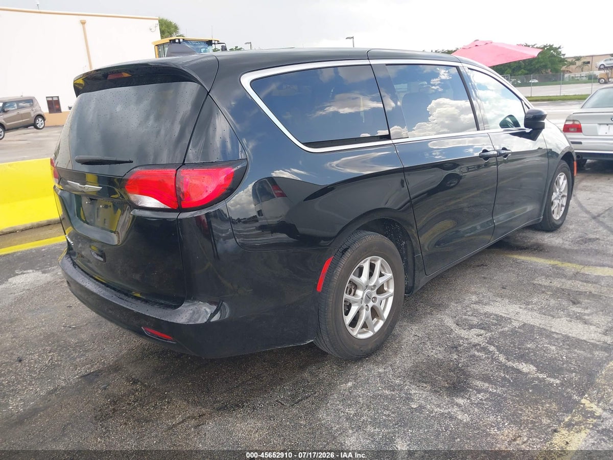 2024 CHRYSLER VOYAGER LX — снимка 4