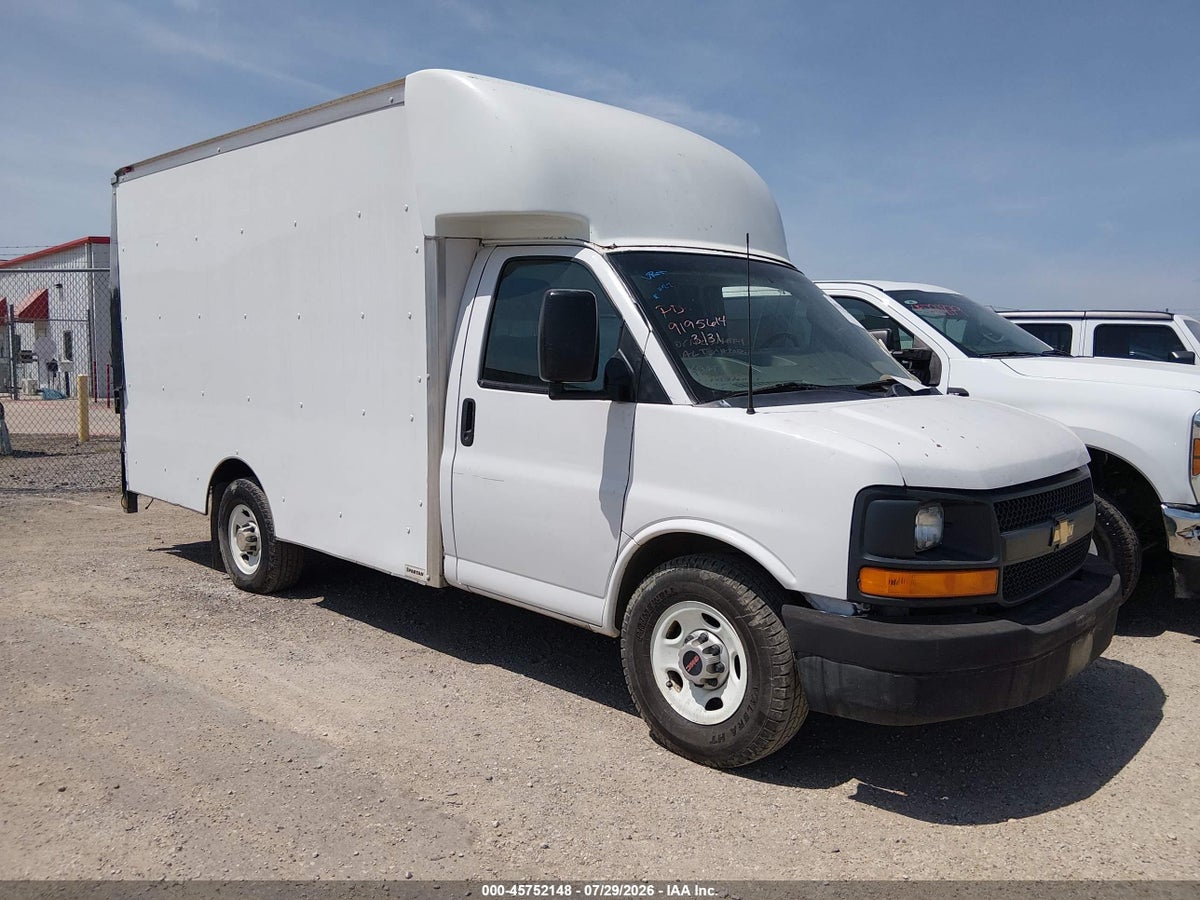 2017 GMC SAVANA CUTAWAY WORK VAN