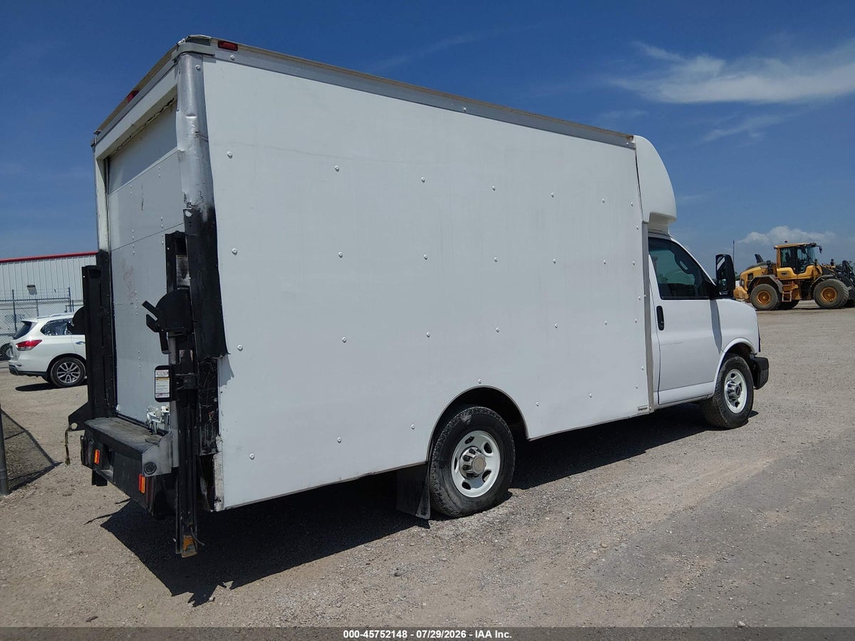 2017 GMC SAVANA CUTAWAY WORK VAN — снимка 4