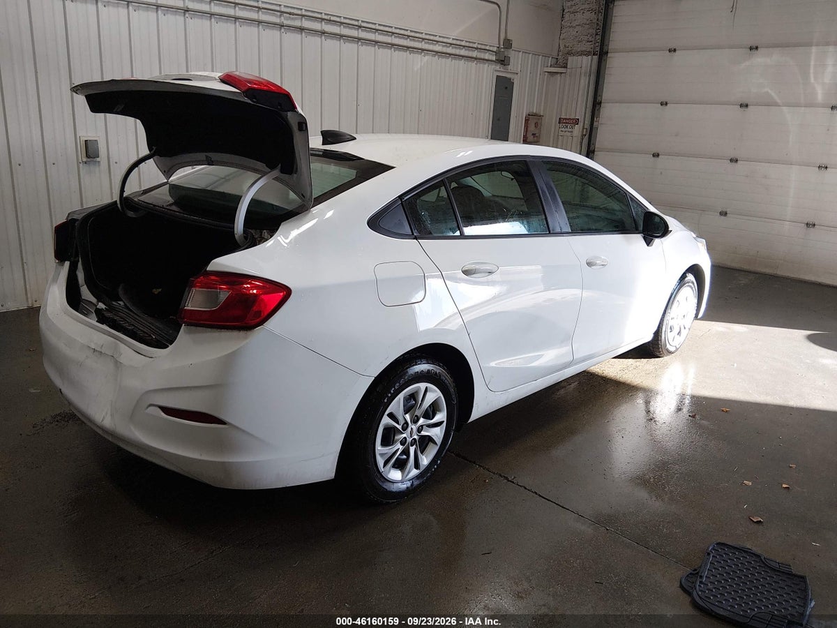 2019 CHEVROLET CRUZE LS — photo 4