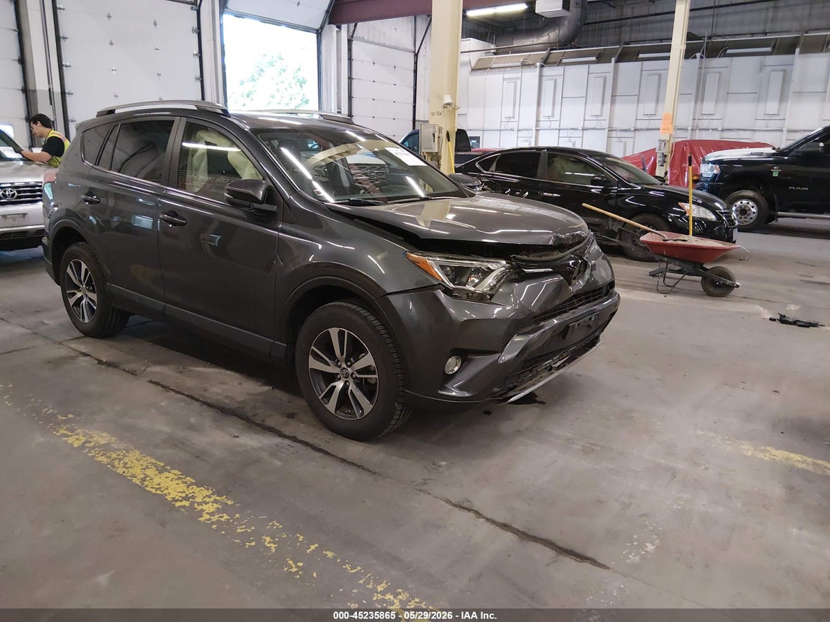 2018 TOYOTA RAV4 XLE