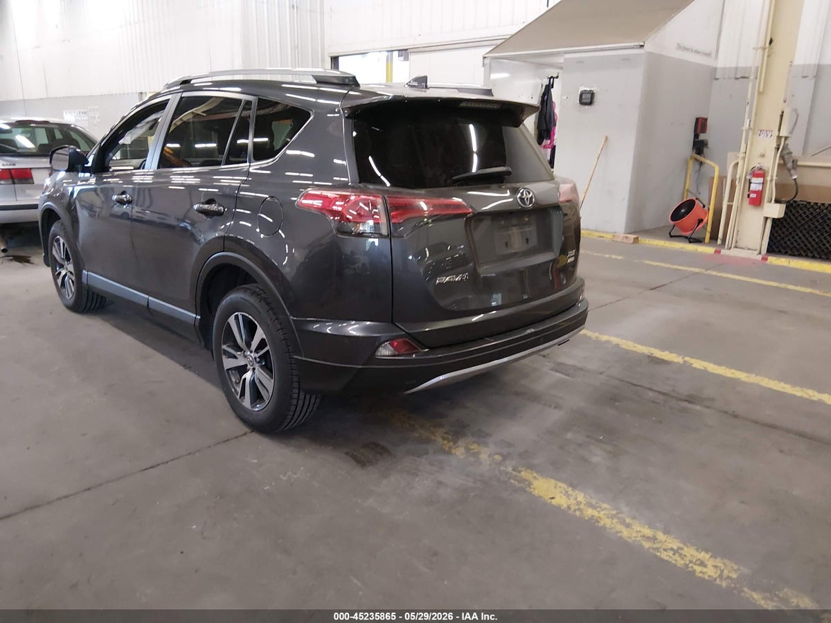 2018 TOYOTA RAV4 XLE — снимка 3