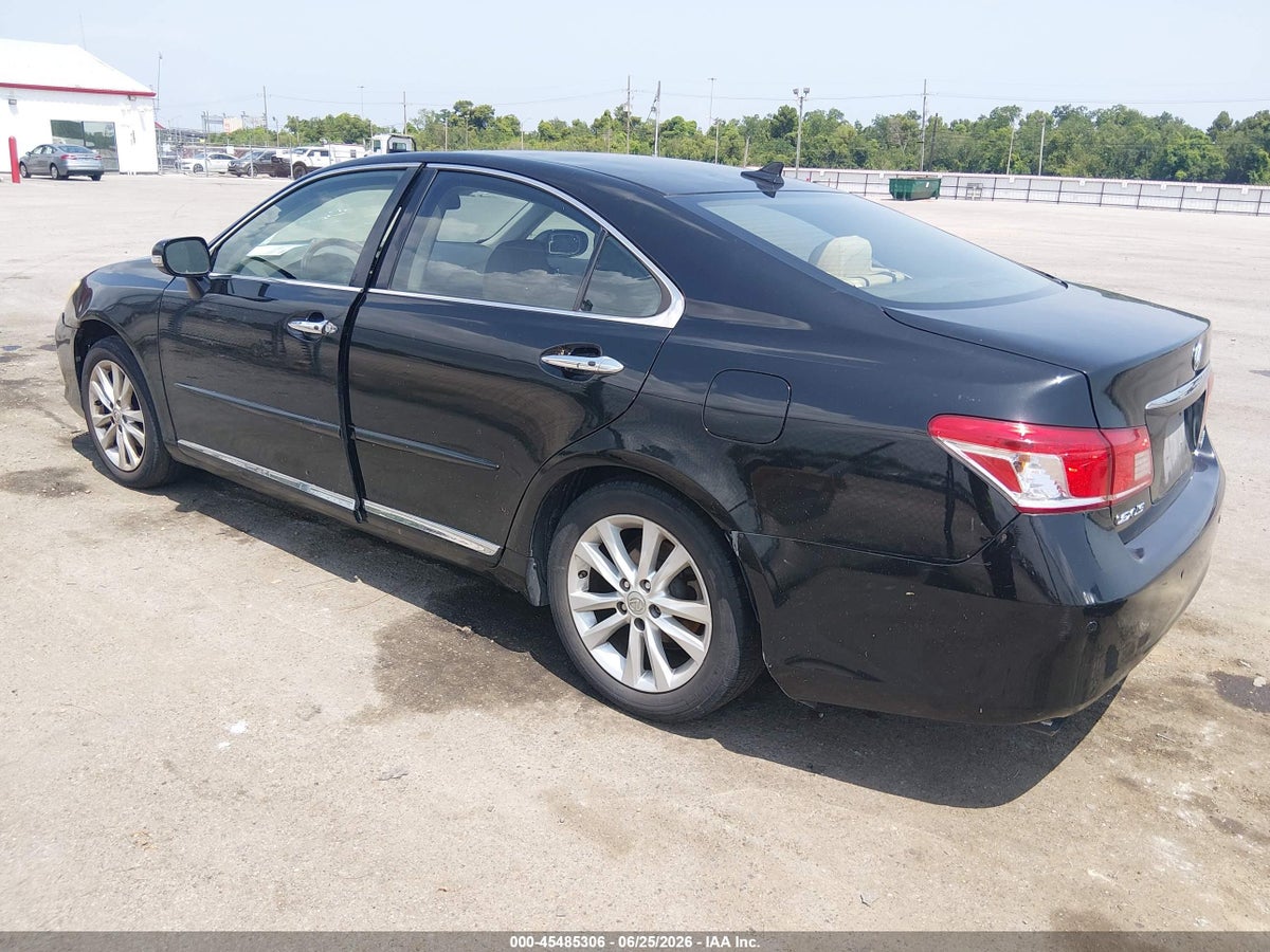 2011 LEXUS ES 350 — снимка 3