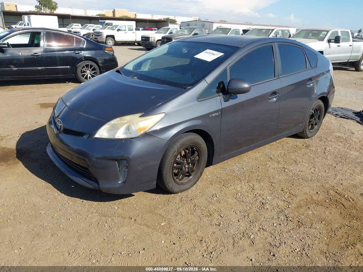 2012 TOYOTA PRIUS THREE — снимка 2