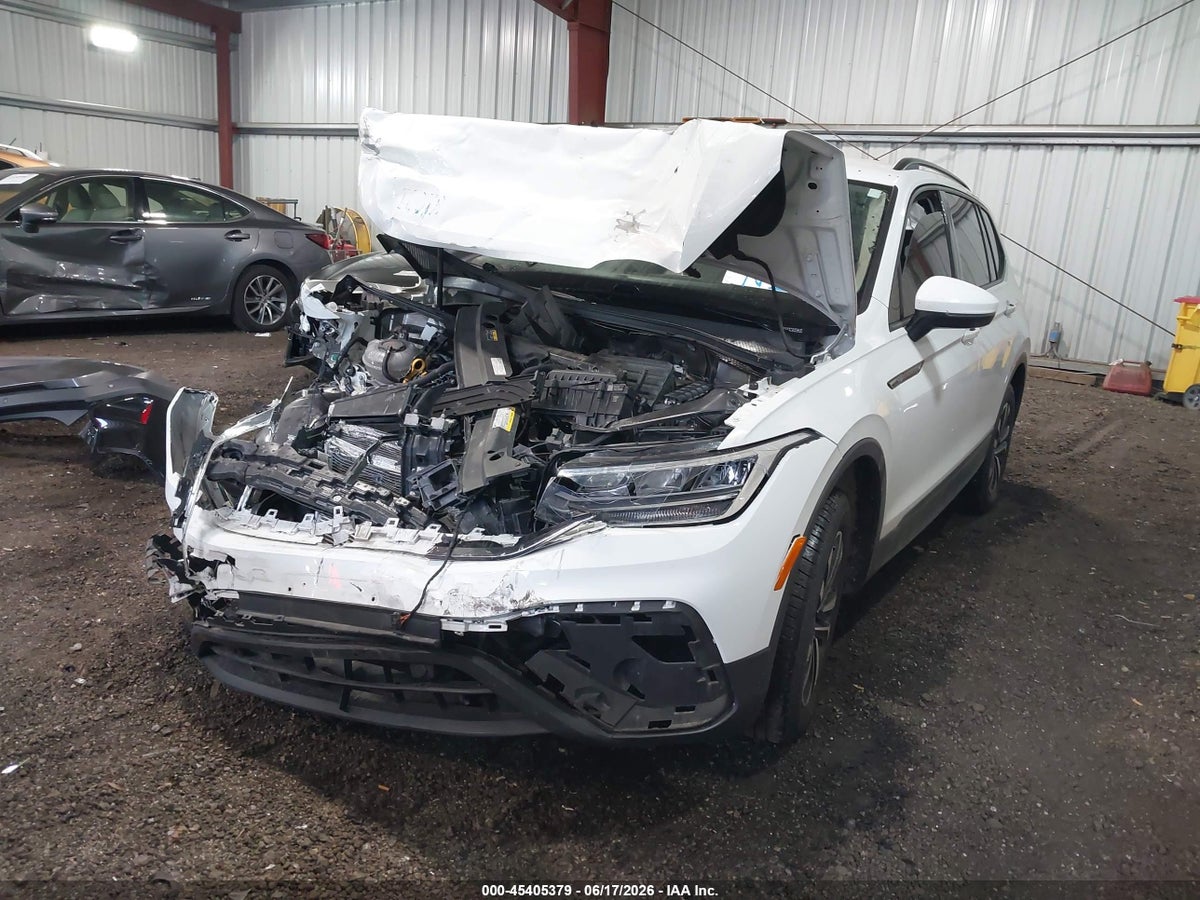 2023 VOLKSWAGEN TIGUAN 2.0T S — снимка 2