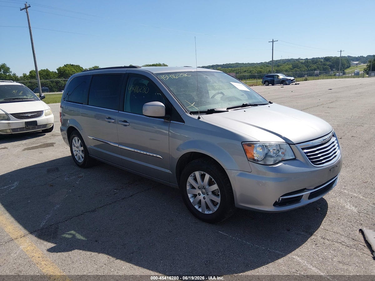 2016 CHRYSLER TOWN & COUNTRY TOURING