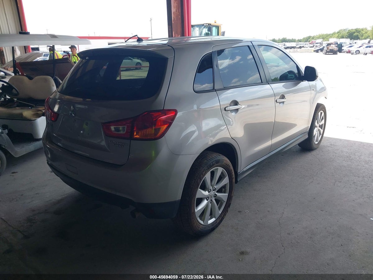 2015 MITSUBISHI OUTLANDER SPORT ES — снимка 4