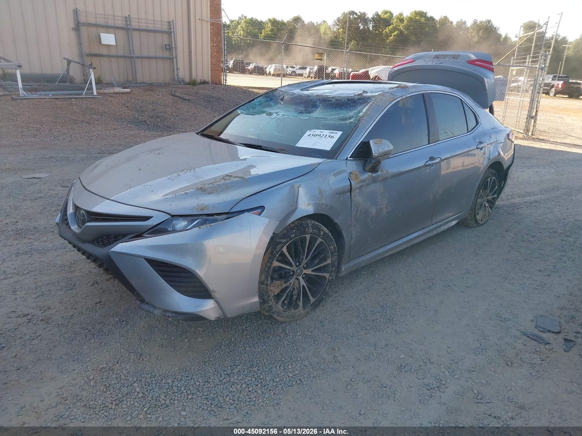 2020 TOYOTA CAMRY SE — снимка 2