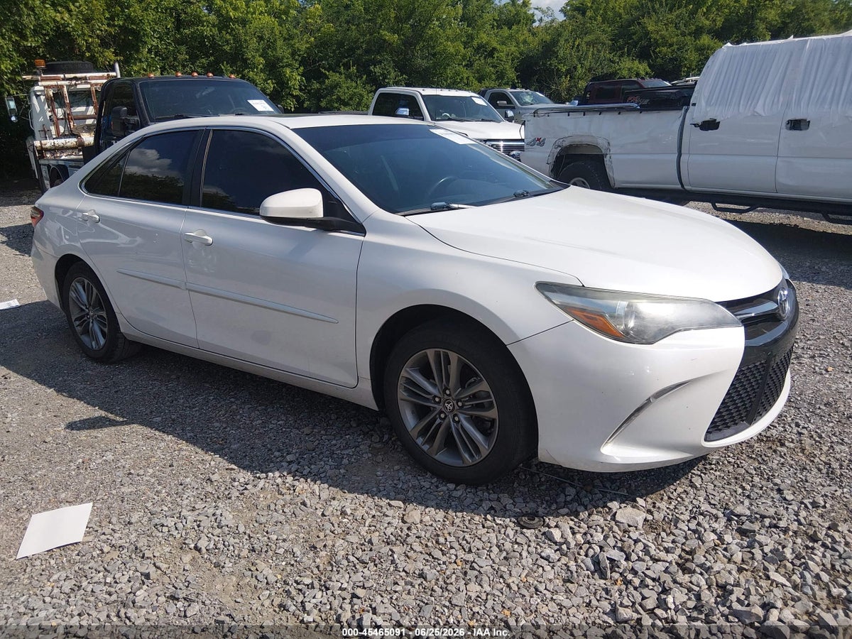 2017 TOYOTA CAMRY SE