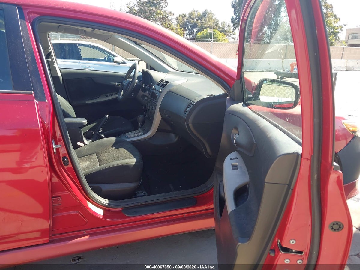 2011 TOYOTA COROLLA S — снимка 5