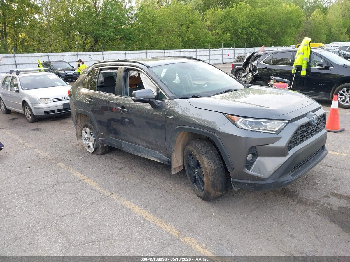 2021 TOYOTA RAV4 HYBRID XLE