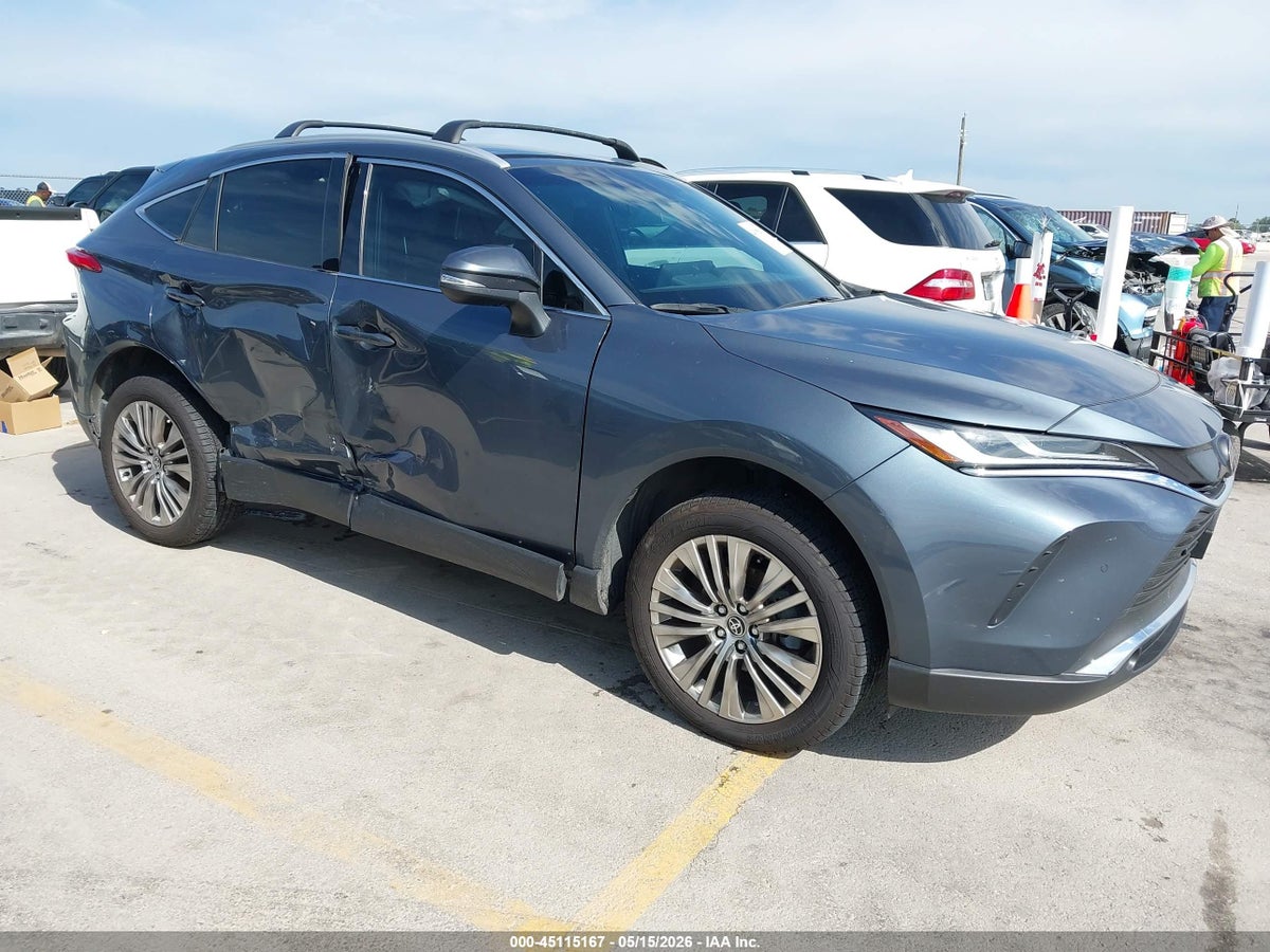 2023 TOYOTA VENZA XLE