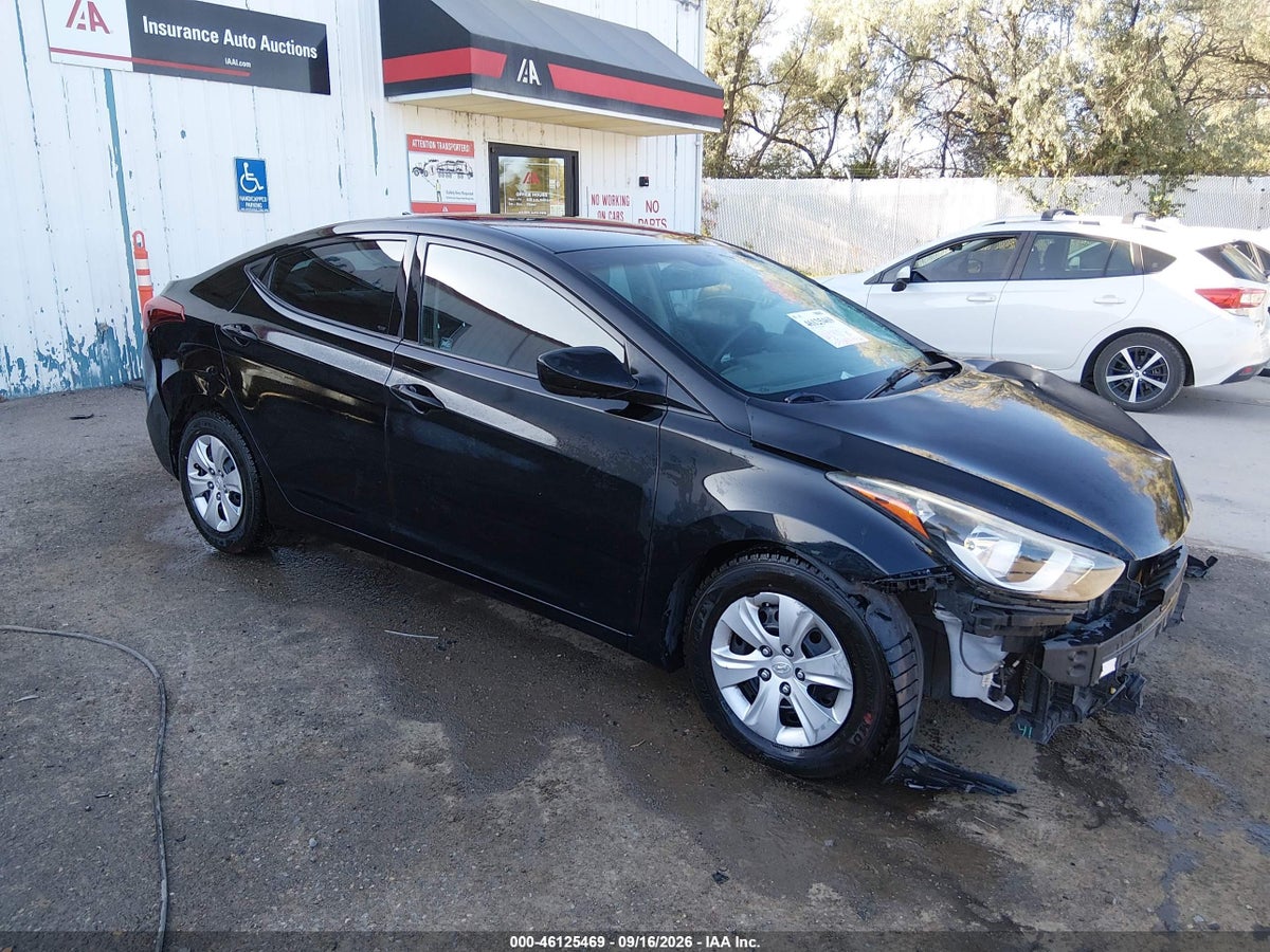 2016 HYUNDAI ELANTRA SE