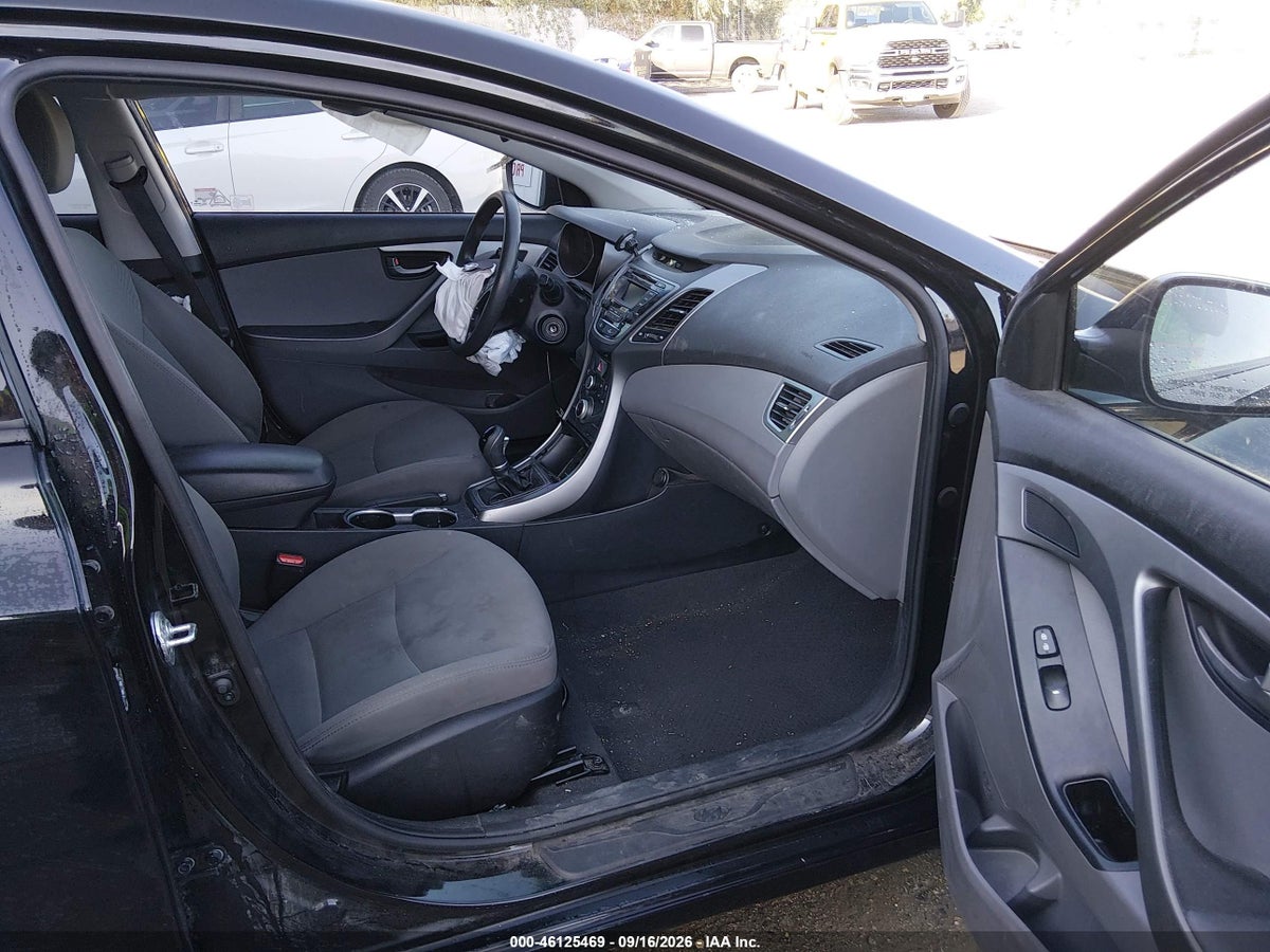 2016 HYUNDAI ELANTRA SE — снимка 5