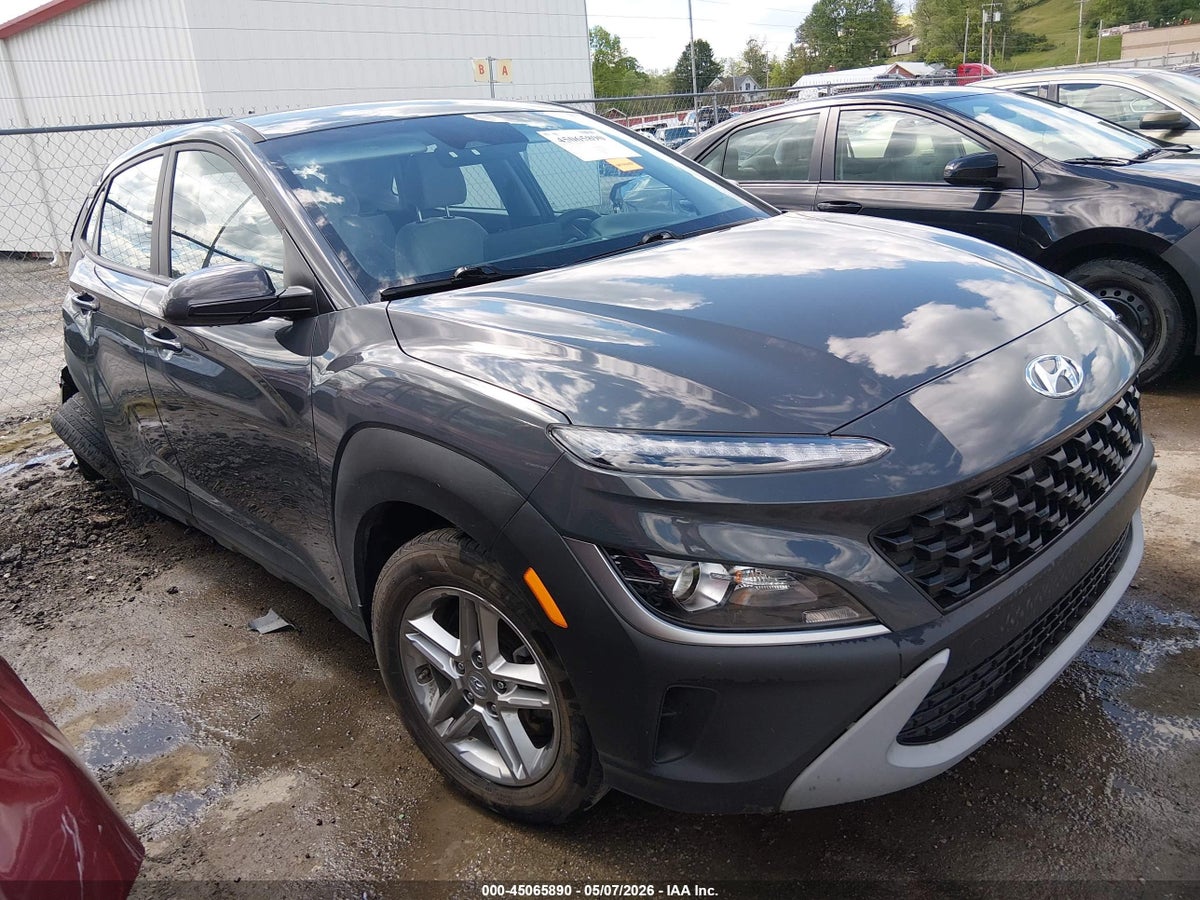 2023 HYUNDAI KONA SE